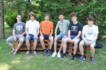 Alexander Gaydukov (prvi z desne)