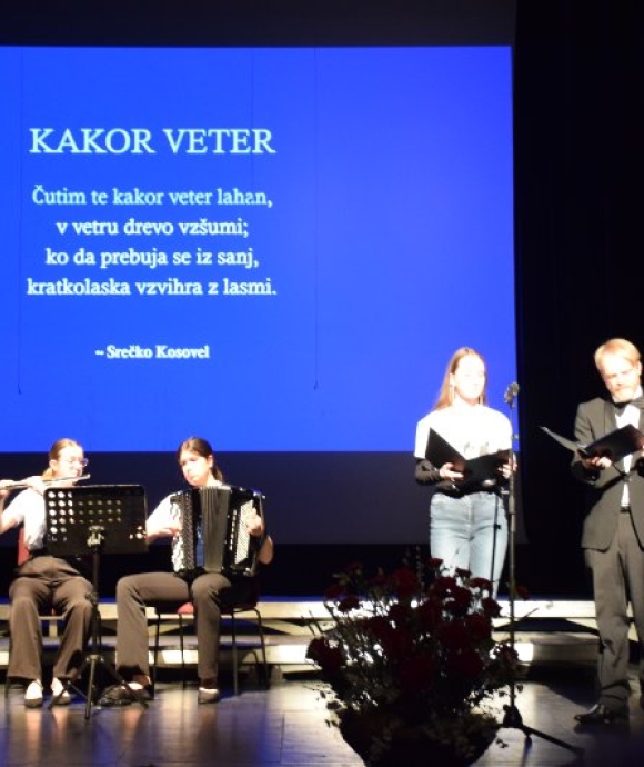 GIMNAZIJA KOPER IN 57. REVIJA PRIMORSKA POJE