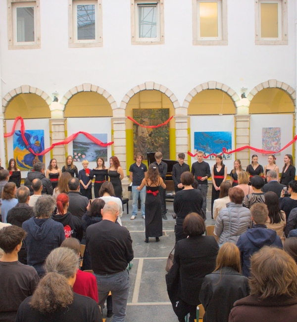 Slavnostna akademija bodočih maturantov programa Umetniška gimnazija, glasbene in likovne smeri